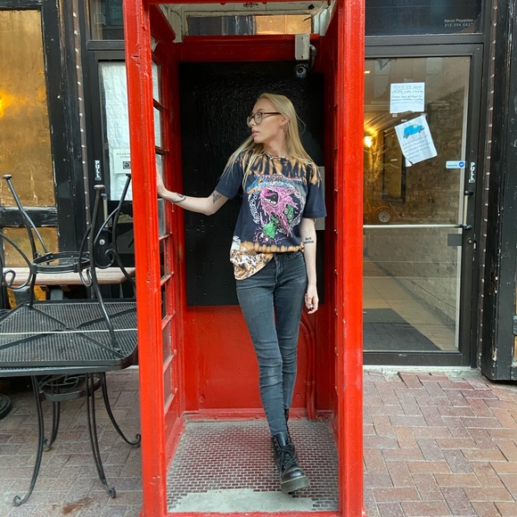 Meet your Posher, Megan - Picture 1 of 1